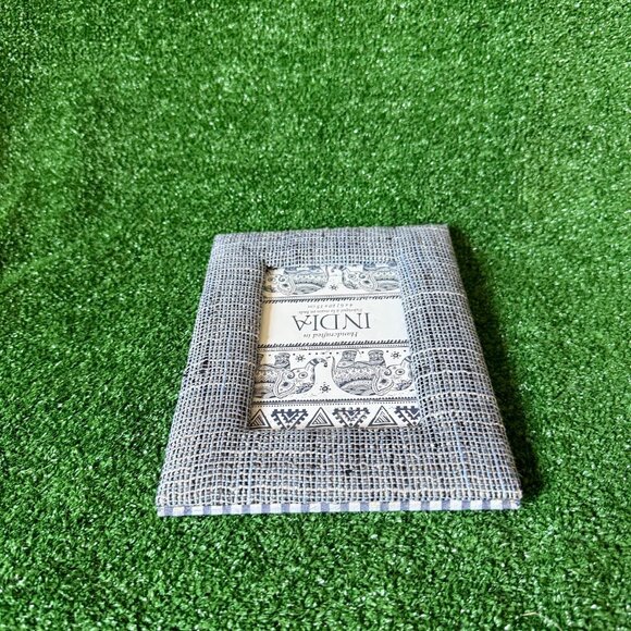 Shaila Anant Handcrafted India Photo Picture Frame 4" x 6" Blended Fabric Design - Picture 6 of 10